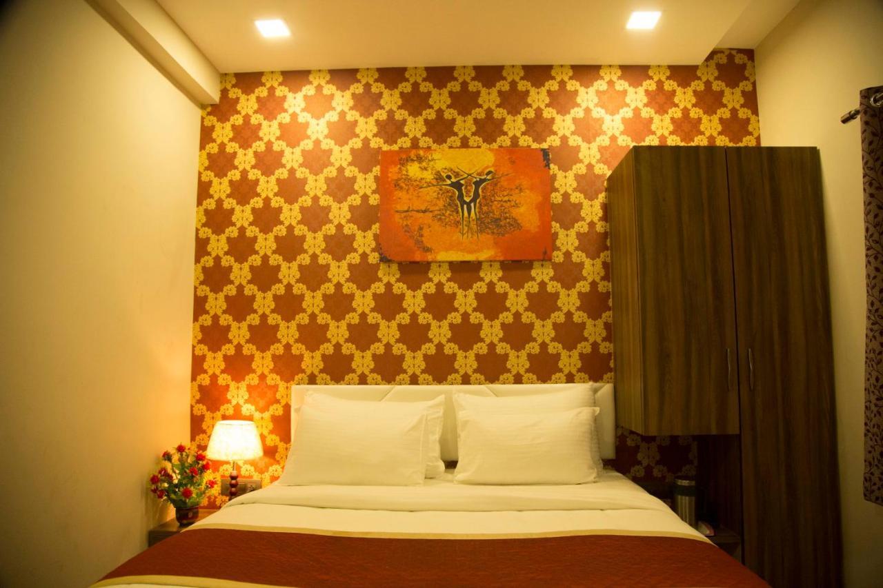 Hotel The Mewar Dabok Eksteriør bilde
