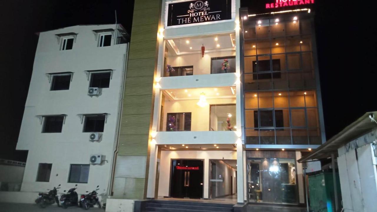 Hotel The Mewar Dabok Eksteriør bilde